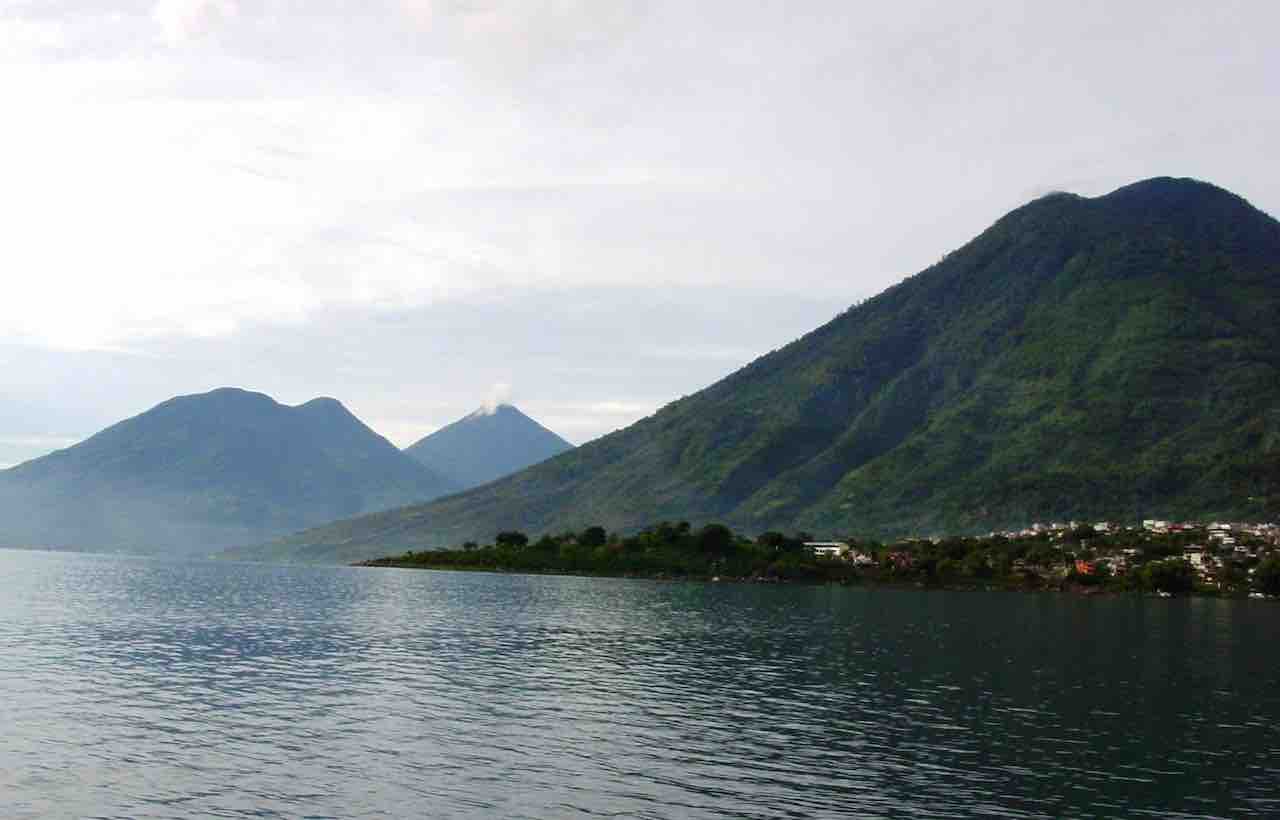 sanbuenaventuradeatitlan.com, Hotel San Buenaventura de Atitlan, Guatemala. Excursions & Tours