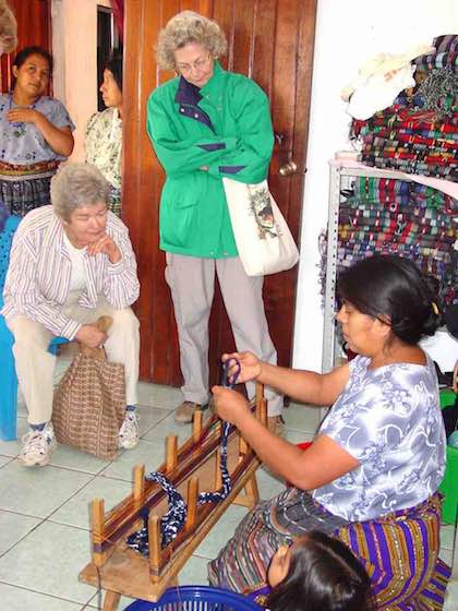 sanbuenaventuradeatitlan.com, Hotel San Buenaventura de Atitlan, Guatemala. Excursions & Tours