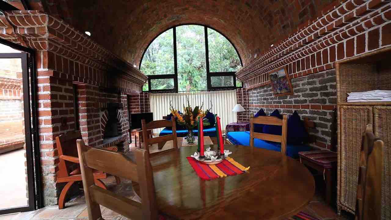 sanbuenaventuradeatitlan.com, Hotel San Buenaventura de Atitlan, Guatemala. Lodgings Entrerrios