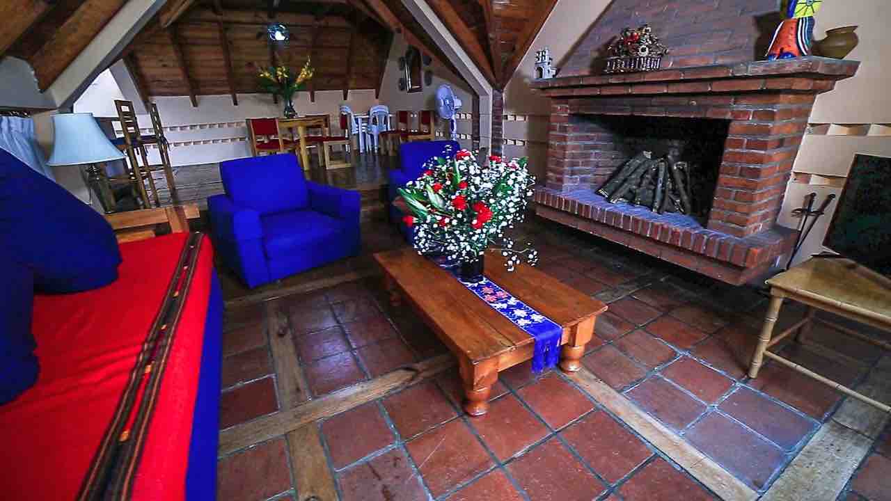 sanbuenaventuradeatitlan.com, Hotel San Buenaventura de Atitlan, Guatemala. Lodgings Plaza de La Cruz