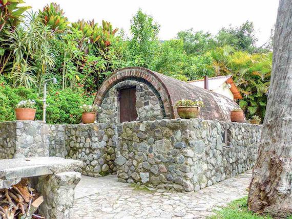 sanbuenaventuradeatitlan.com, Hotel San Buenaventura de Atitlan, Guatemala. Pool Sauna Jacuzzi and Massages