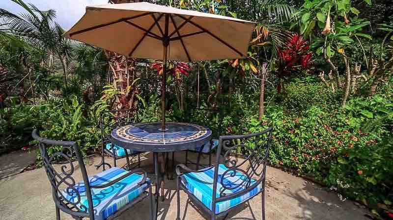 sanbuenaventuradeatitlan.com, Hotel San Buenaventura de Atitlan, Guatemala. Pool Sauna Jacuzzi and Massages