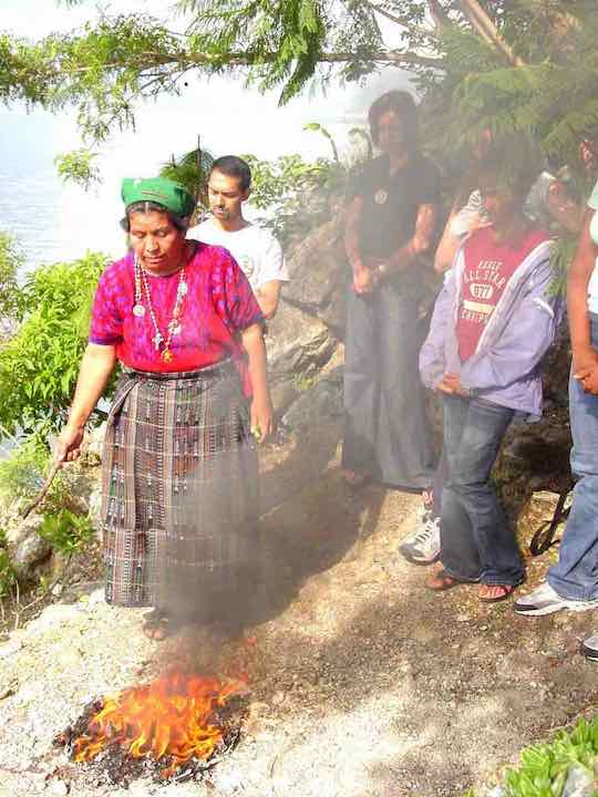 sanbuenaventuradeatitlan.com, Hotel San Buenaventura de Atitlan, Guatemala. Excursions & Tours